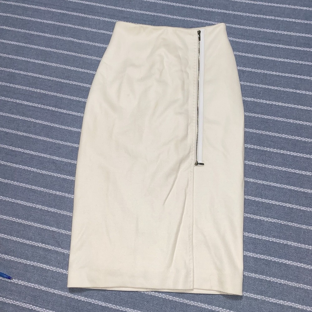 MaxMara Cream Virgin Wool Pencil Side Zip Skirt Size 38 Minimalist Women's